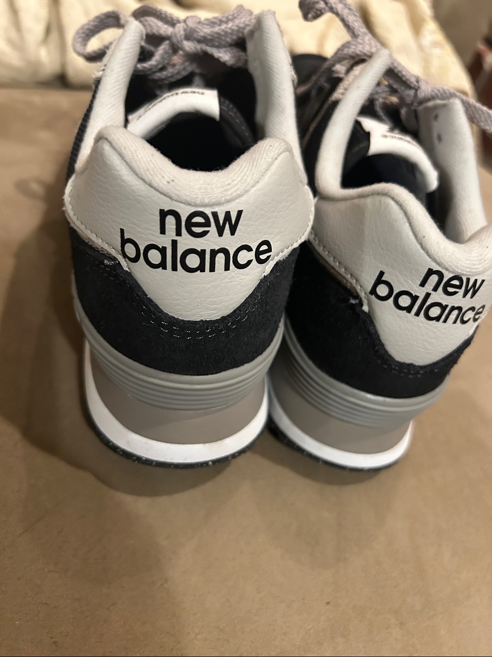 New Balance 574 Core Sneakers size 8 - Picture 5 of 8